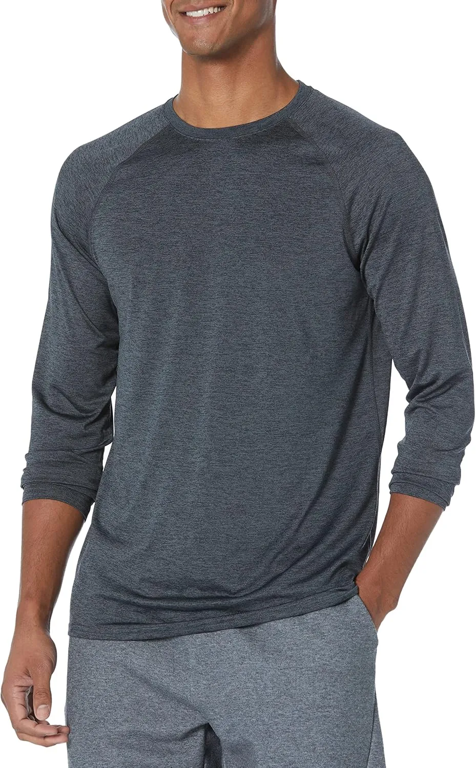 Amazon Essentials Men's Active Quick Dry Tech Stretch Lightweight Long-Sleeve T-Shirt (Available in Big&Tall)