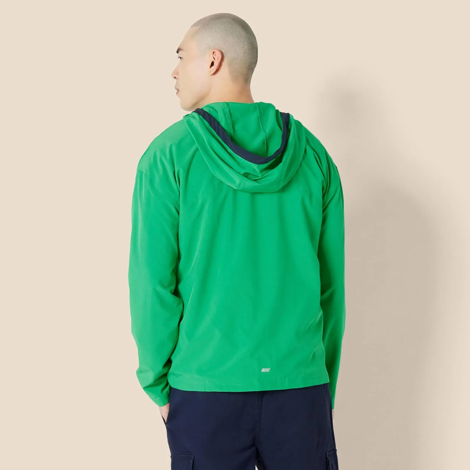 Amazon Essentials Men's Stretch Woven Quarter Zip Hooded Colorblock Jacket