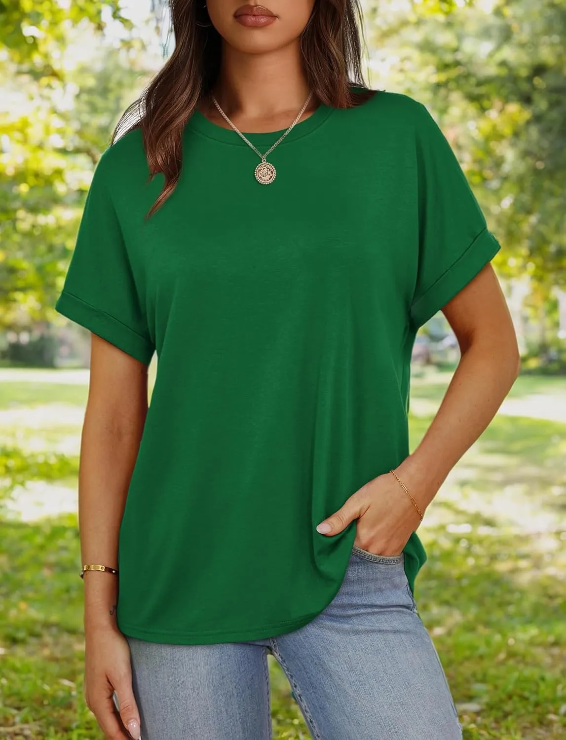 Besshopie Women's Oversized T Shirts Short Sleeve Crewneck Summer Tops Casual Loose Basic Tee Shirts 2025 Trendy Clothes
