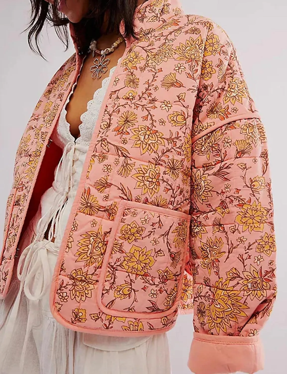 Eisctnd Women's Cropped Floral Quilted Jacket Lightweight Long Sleeve Padded Puffer Horn Button Coat