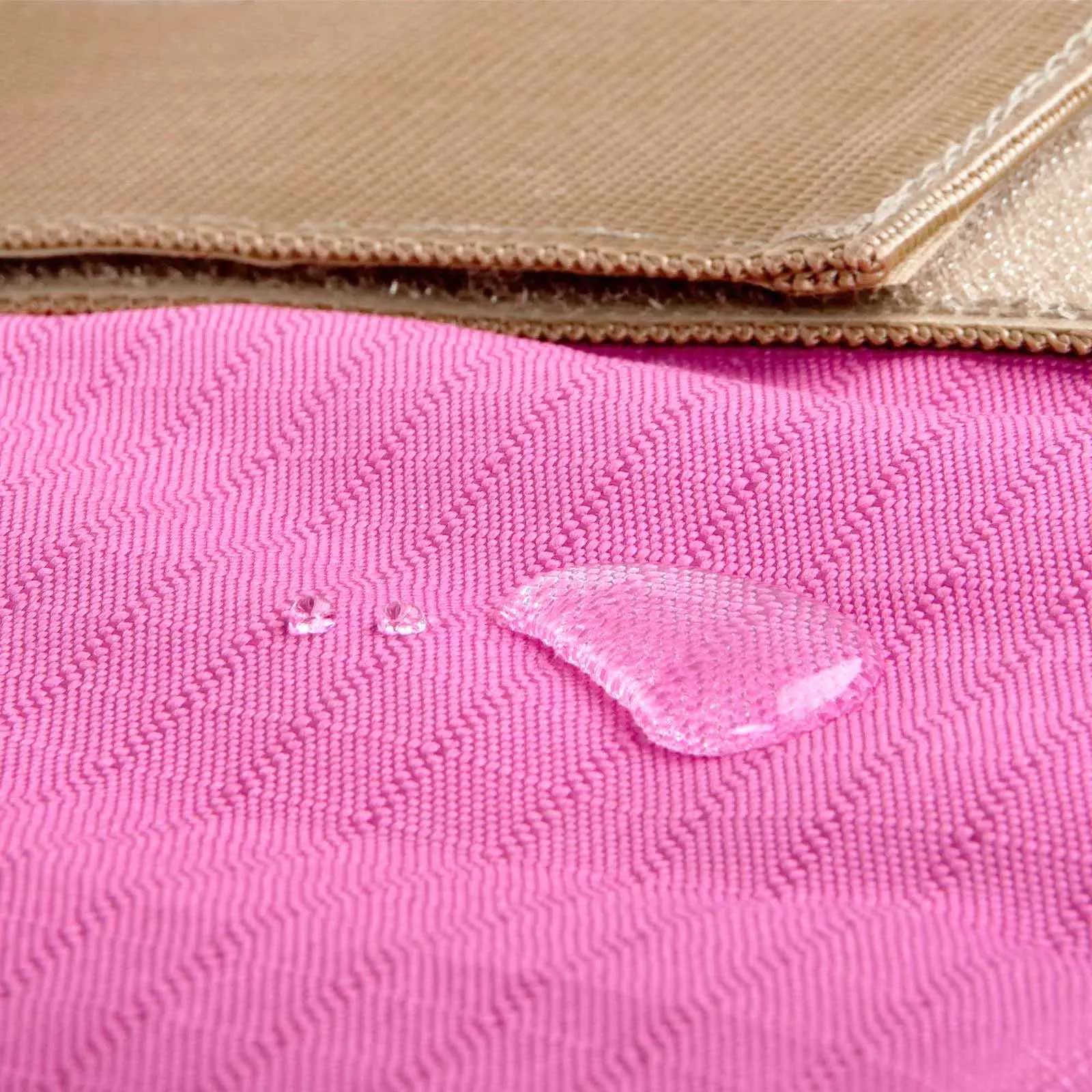 Jeffers Waterproof Breathe-Comfort Ripstop Dog Blanket, 22"