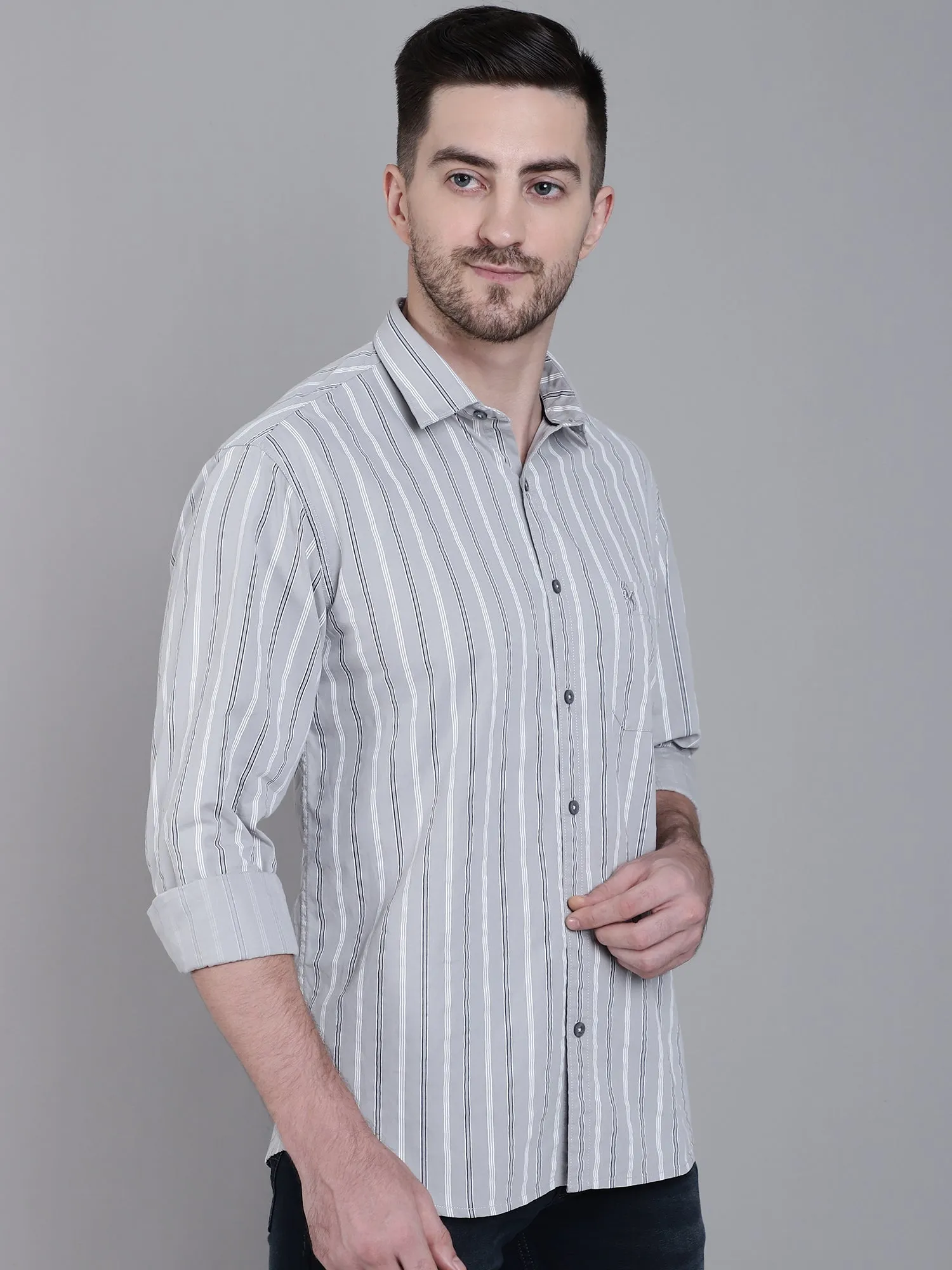 Men's Light Grey Casual Narrow Stripe Full Sleeve Shirt