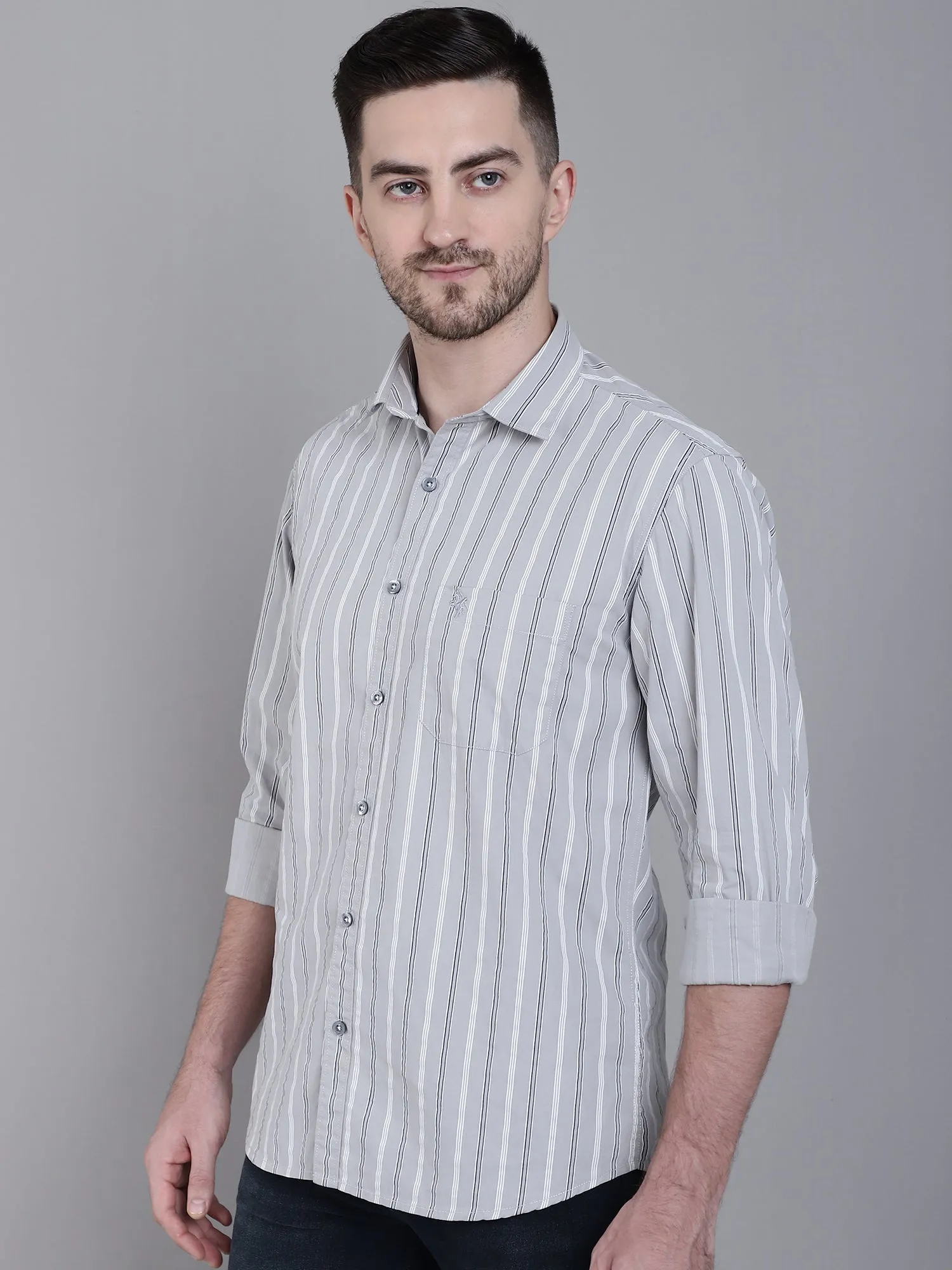 Men's Light Grey Casual Narrow Stripe Full Sleeve Shirt