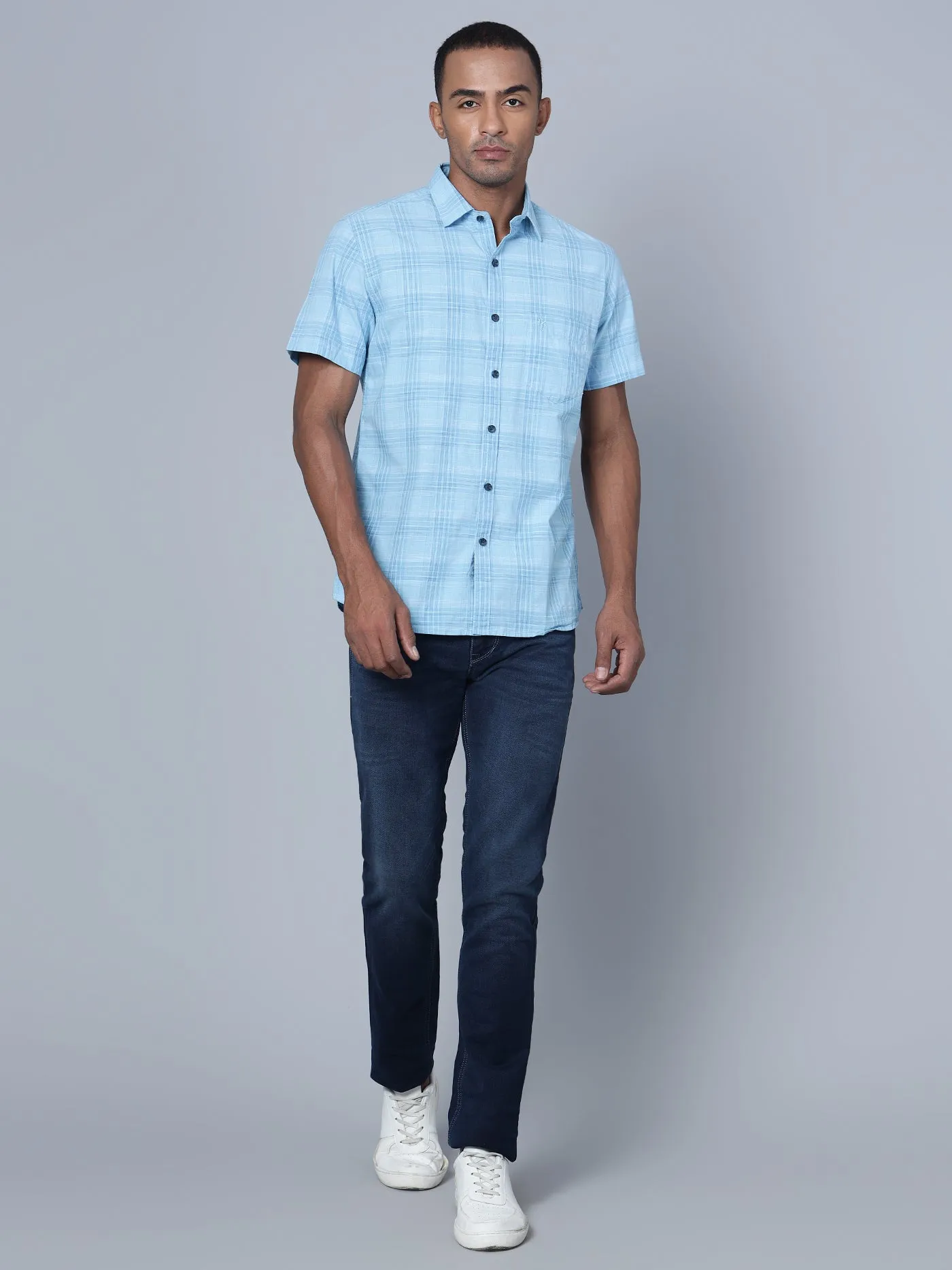 Men's Mint Blue Casual Medium Checks Half Sleeve Shirt