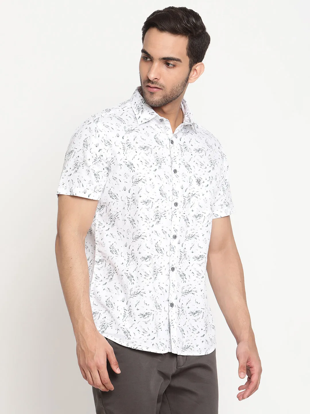 Men's White Casual Ditsy Print Half Sleeve Shirt