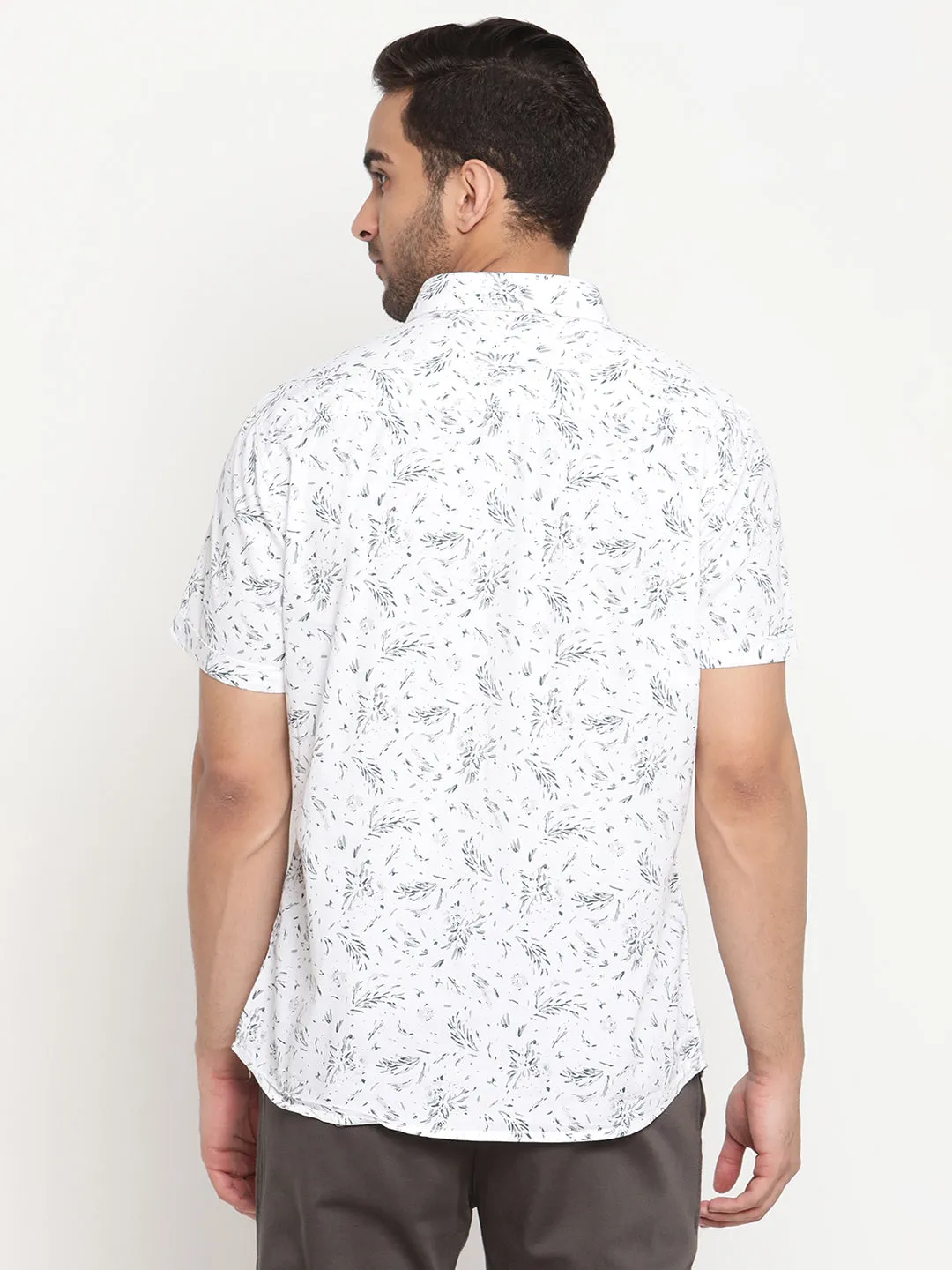 Men's White Casual Ditsy Print Half Sleeve Shirt