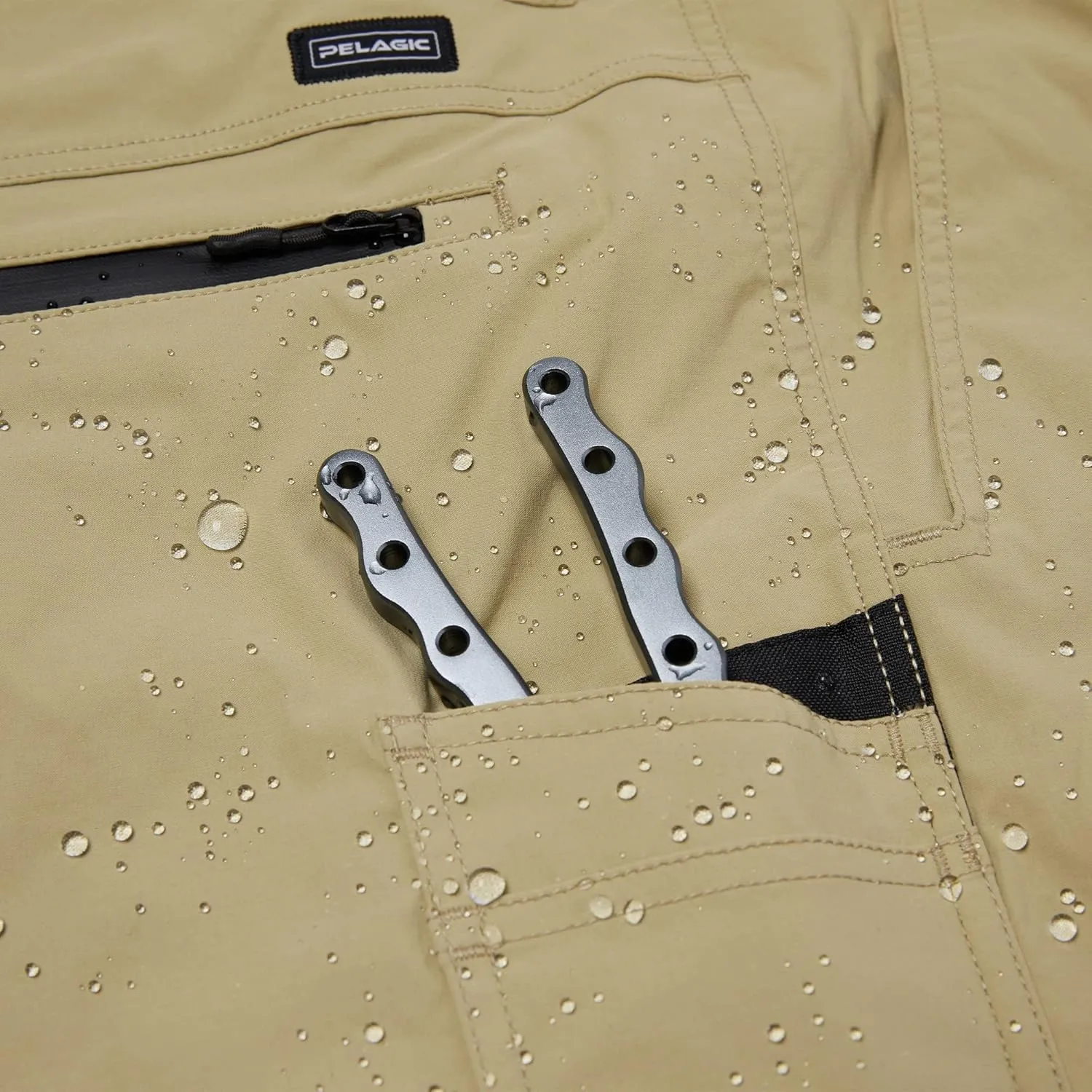 PELAGIC Traverse Hybrid Shorts 20"
