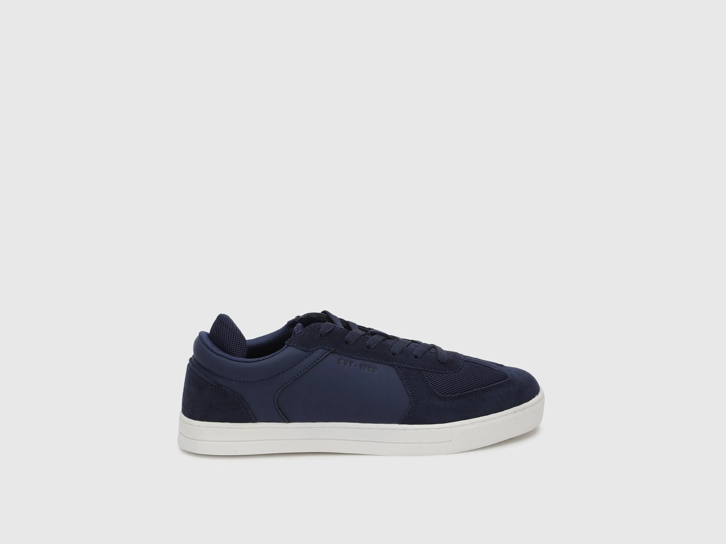 Solid Pattern Lace-Up Sneakers
