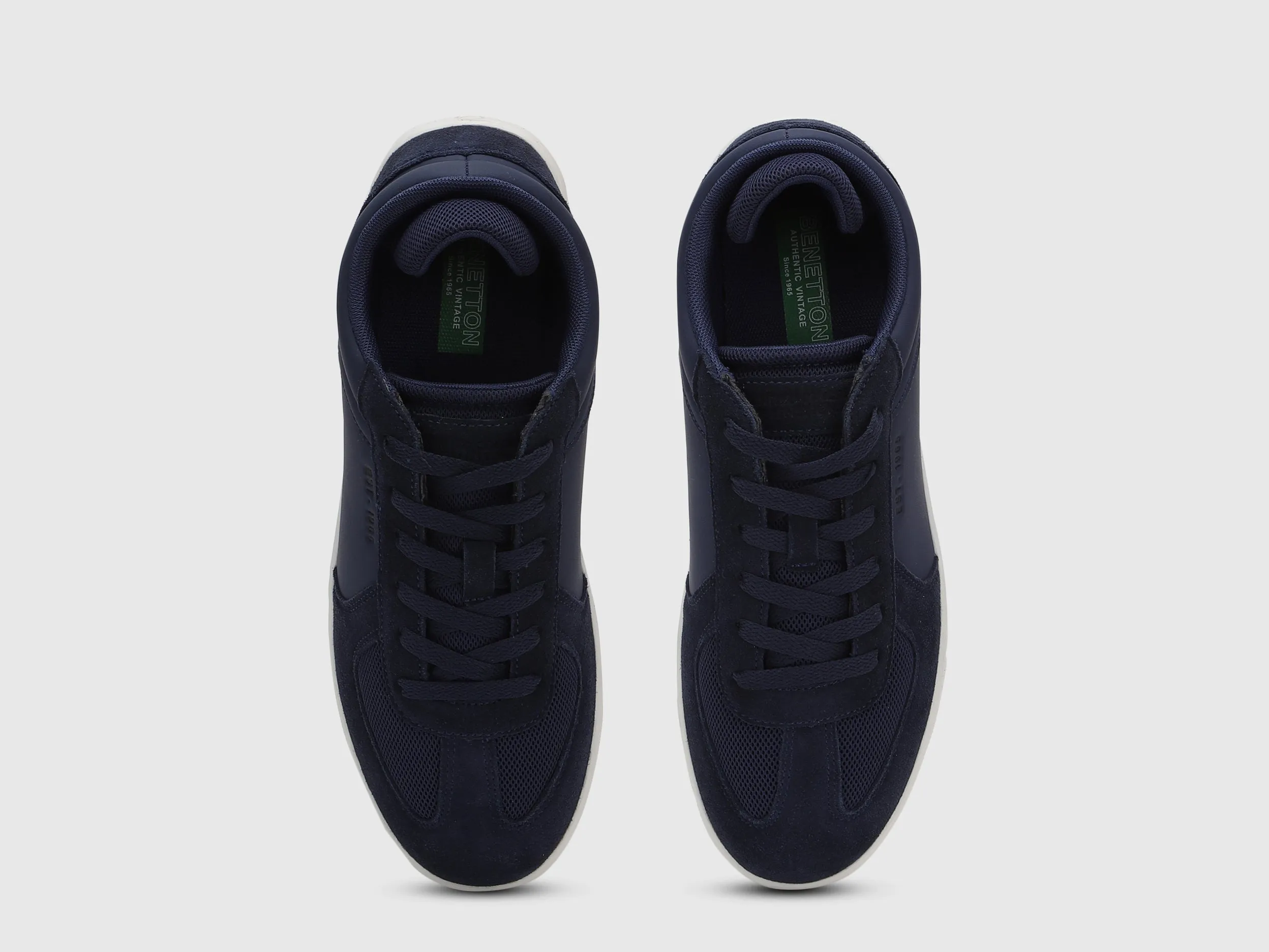 Solid Pattern Lace-Up Sneakers