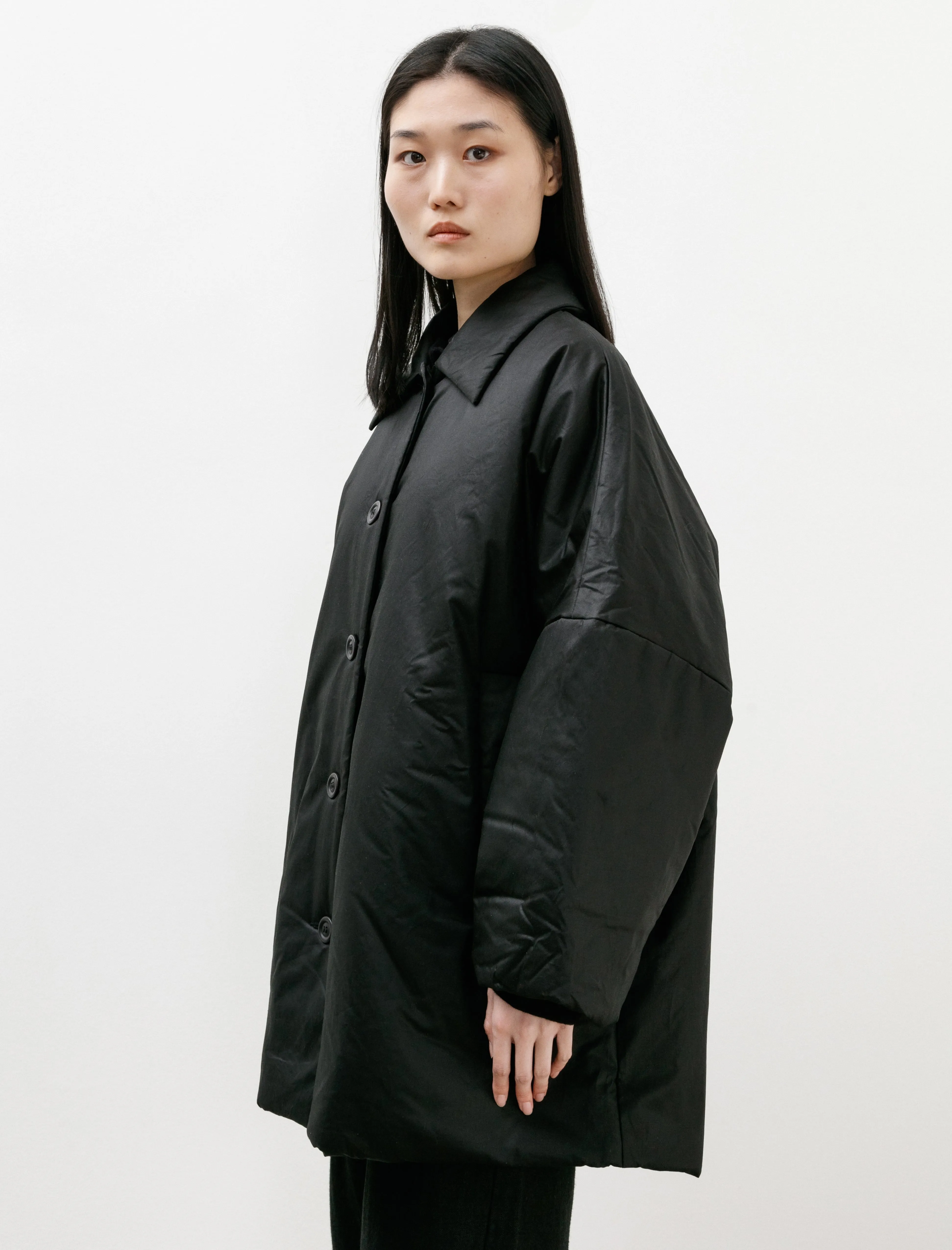 Triangle Coat Lacqed Black