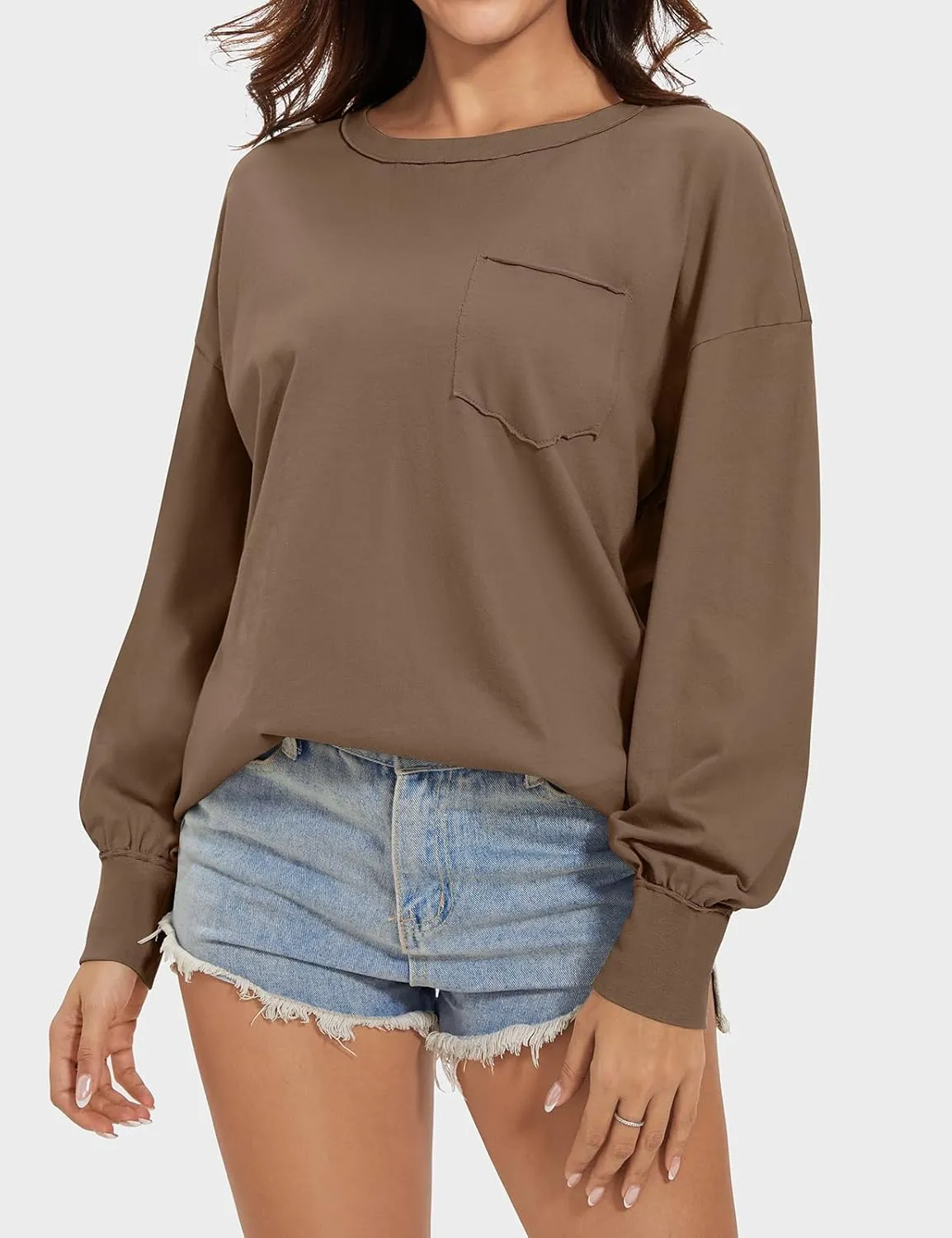 UEU Womens Long Sleeve Tops Crew Neck Casual Oversized Cotton Shirts Blouses Tshirt Tee 2024 Fall Trendy Clothes with Pockets