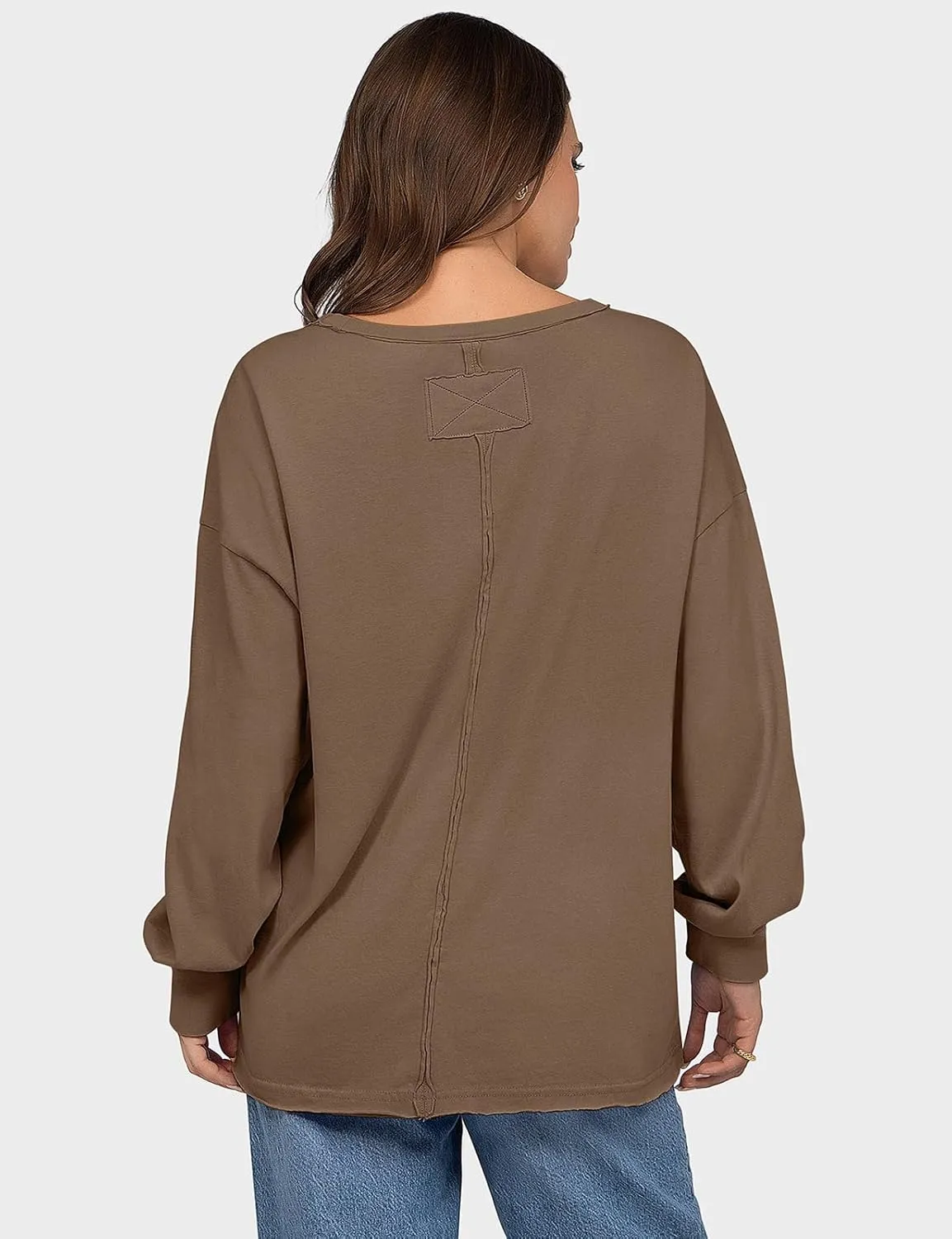 UEU Womens Long Sleeve Tops Crew Neck Casual Oversized Cotton Shirts Blouses Tshirt Tee 2024 Fall Trendy Clothes with Pockets