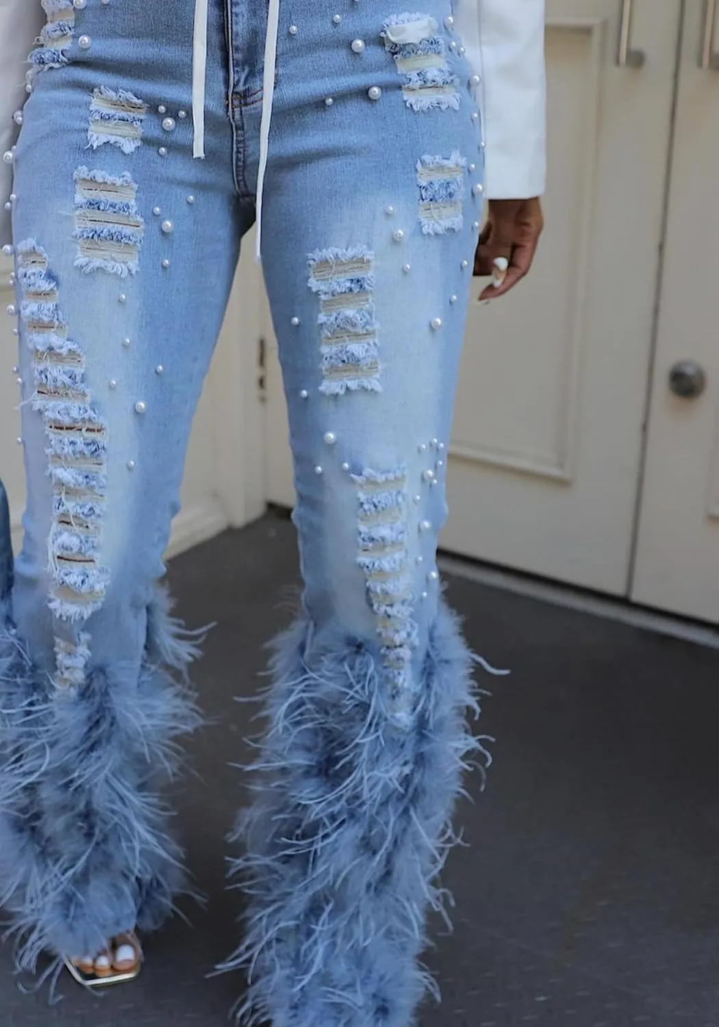 Unybwonn Women Ripped Pearl Bell Bottom Jeans Feather Fluffy Straight Leg Stretch Distressed Flared Denim Pants