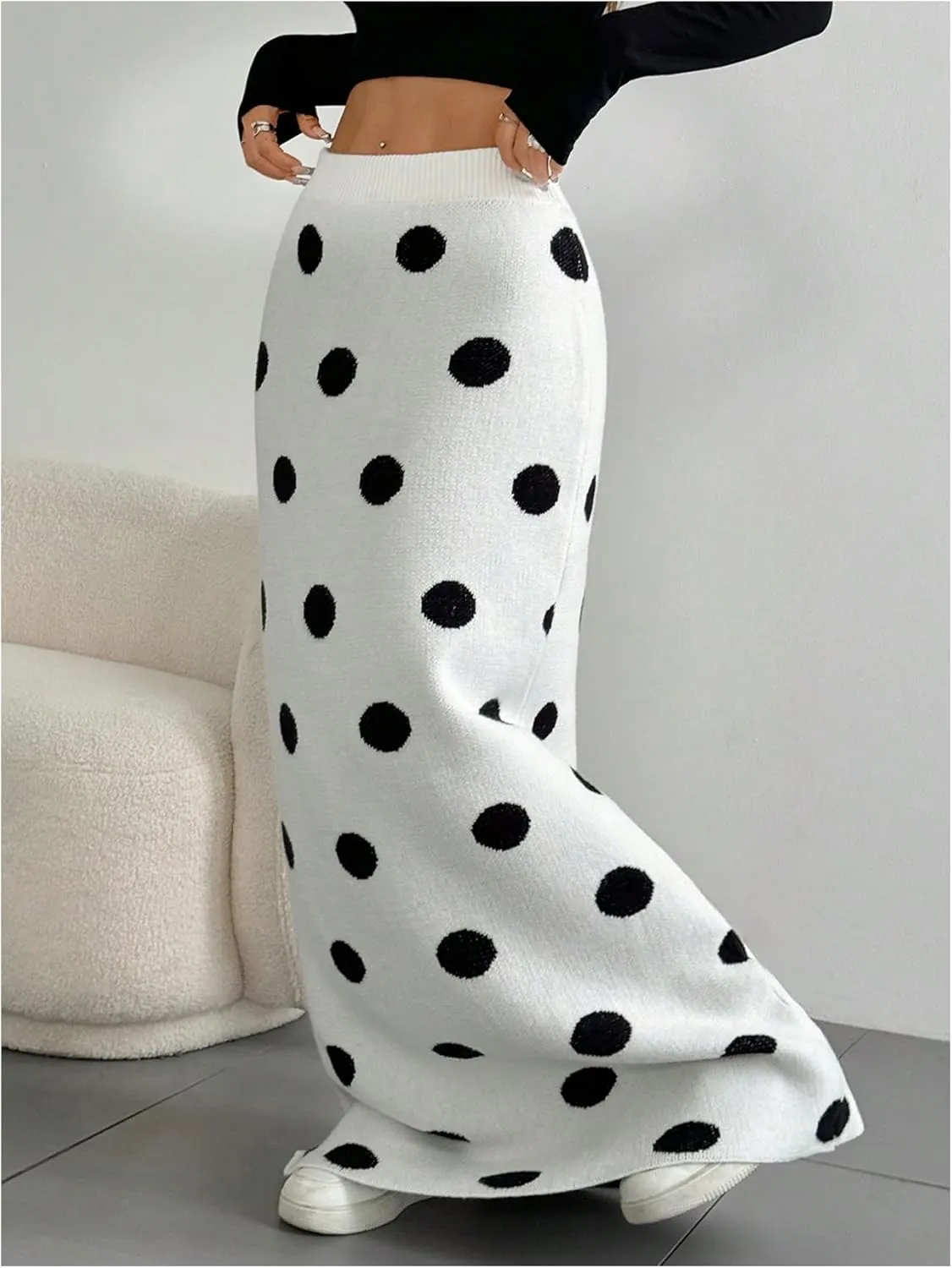 Verdusa Women's Polka Dots Maxi Skirt Elastic High Waist Sweater Long Skirt