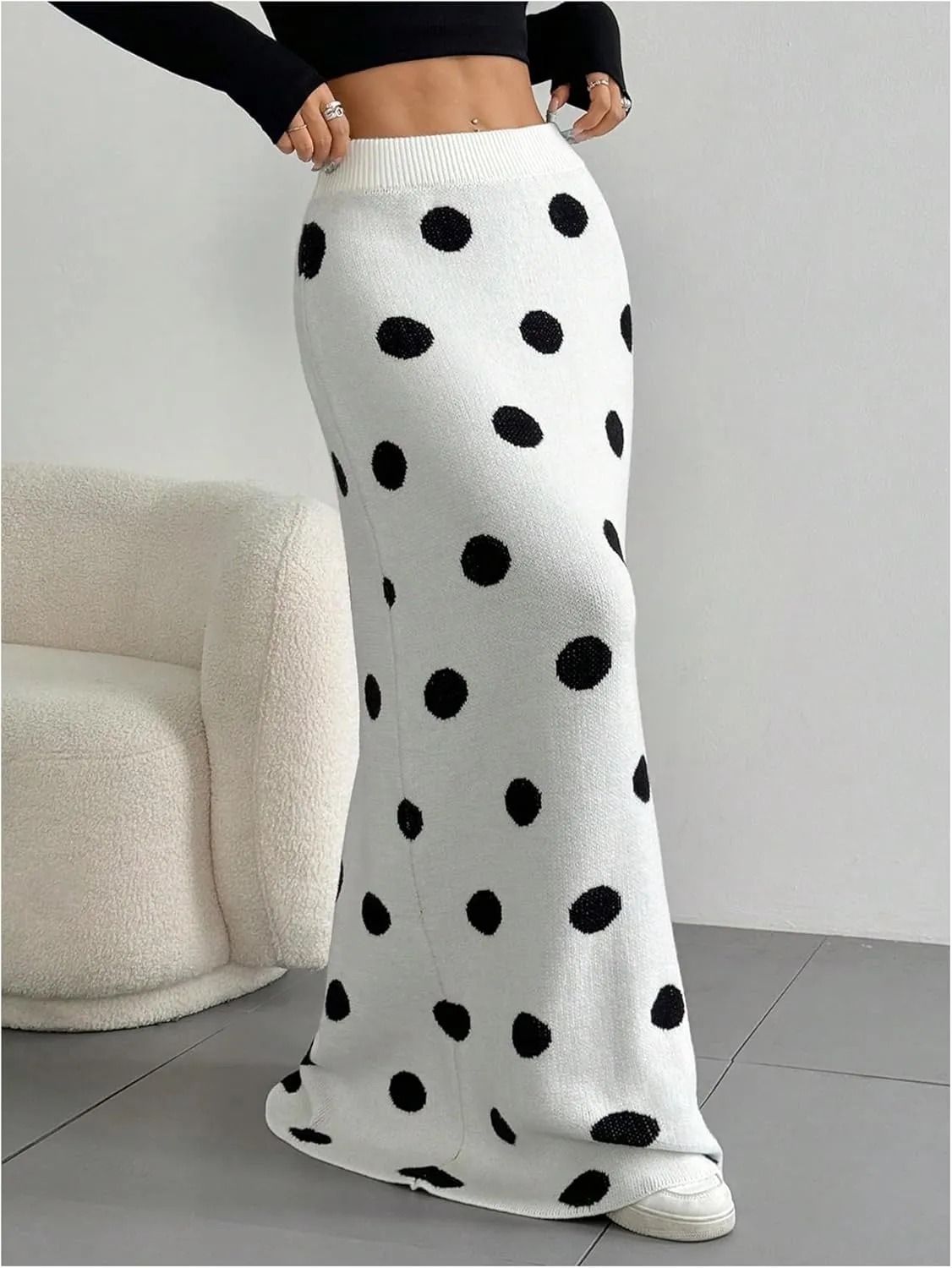 Verdusa Women's Polka Dots Maxi Skirt Elastic High Waist Sweater Long Skirt