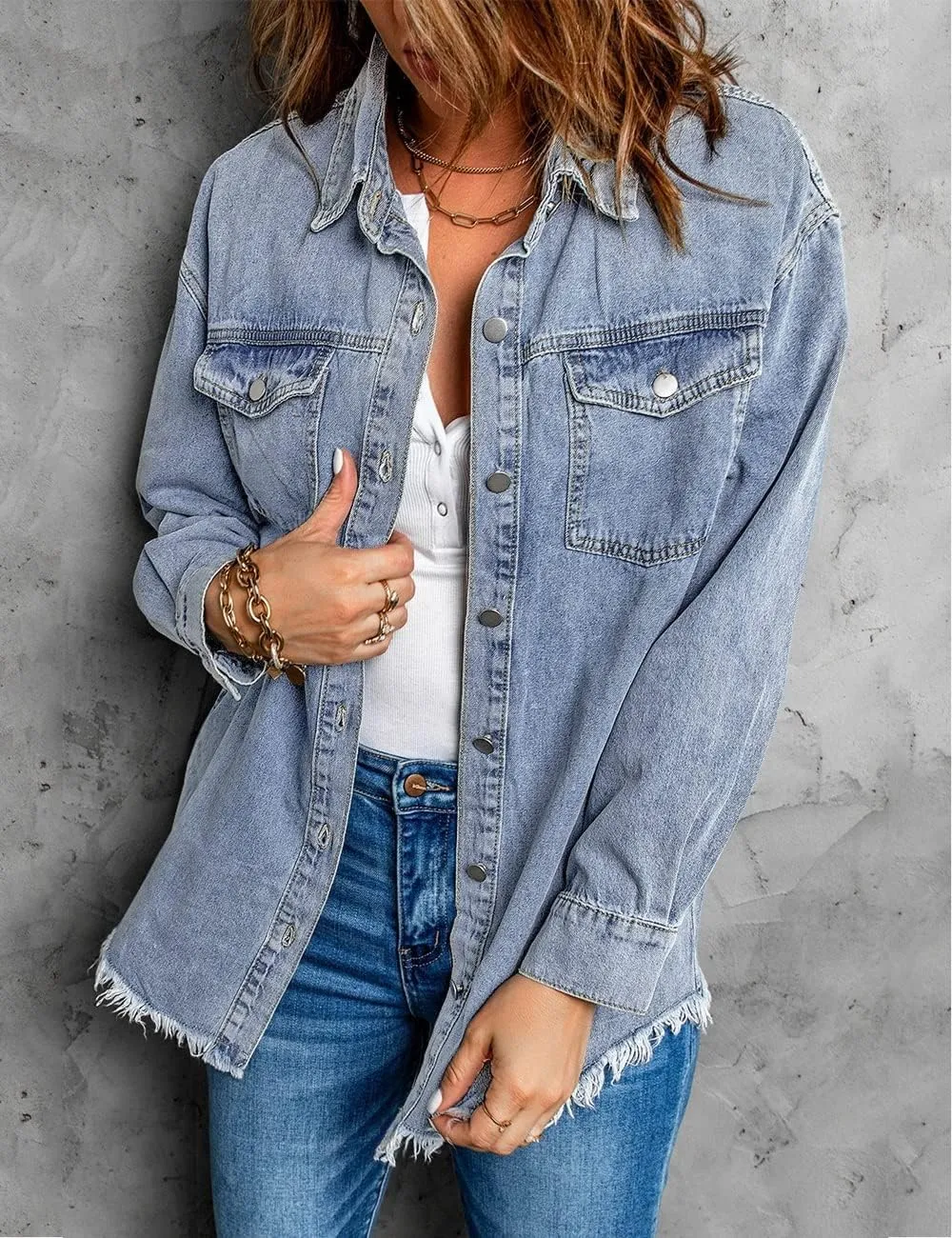 Vetinee Womens Oversized Button Up Frayed Hem Shacket Long Sleeve Pockets Denim Jean Jacket
