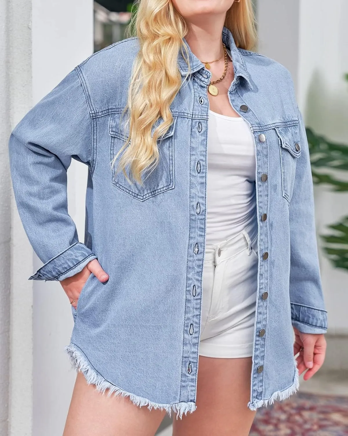 Vetinee Womens Oversized Button Up Frayed Hem Shacket Long Sleeve Pockets Denim Jean Jacket