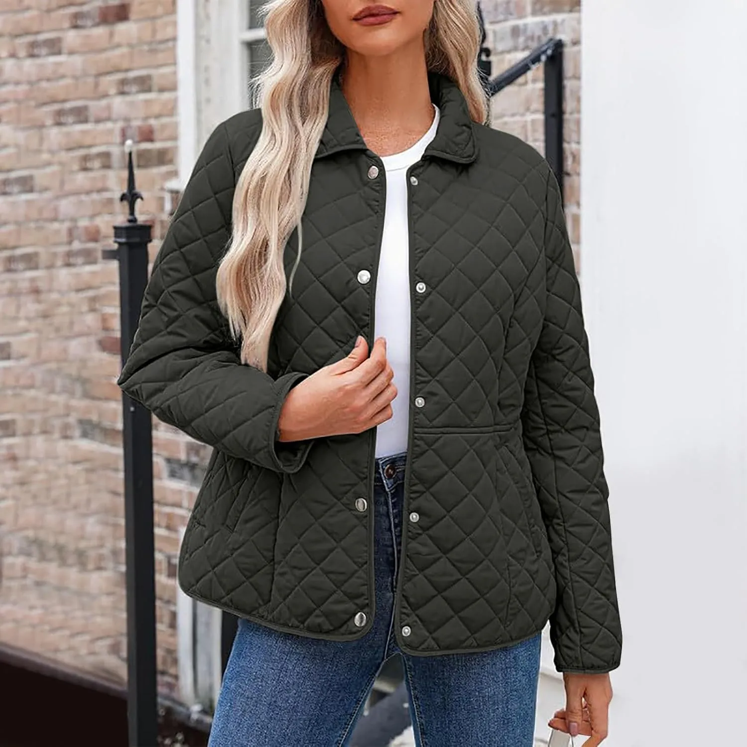 Women's Puffer Jacket Long Sleeve Button Down Lapel Quilted Coats Casual Lightweight Outwear Jacket With Pockets
