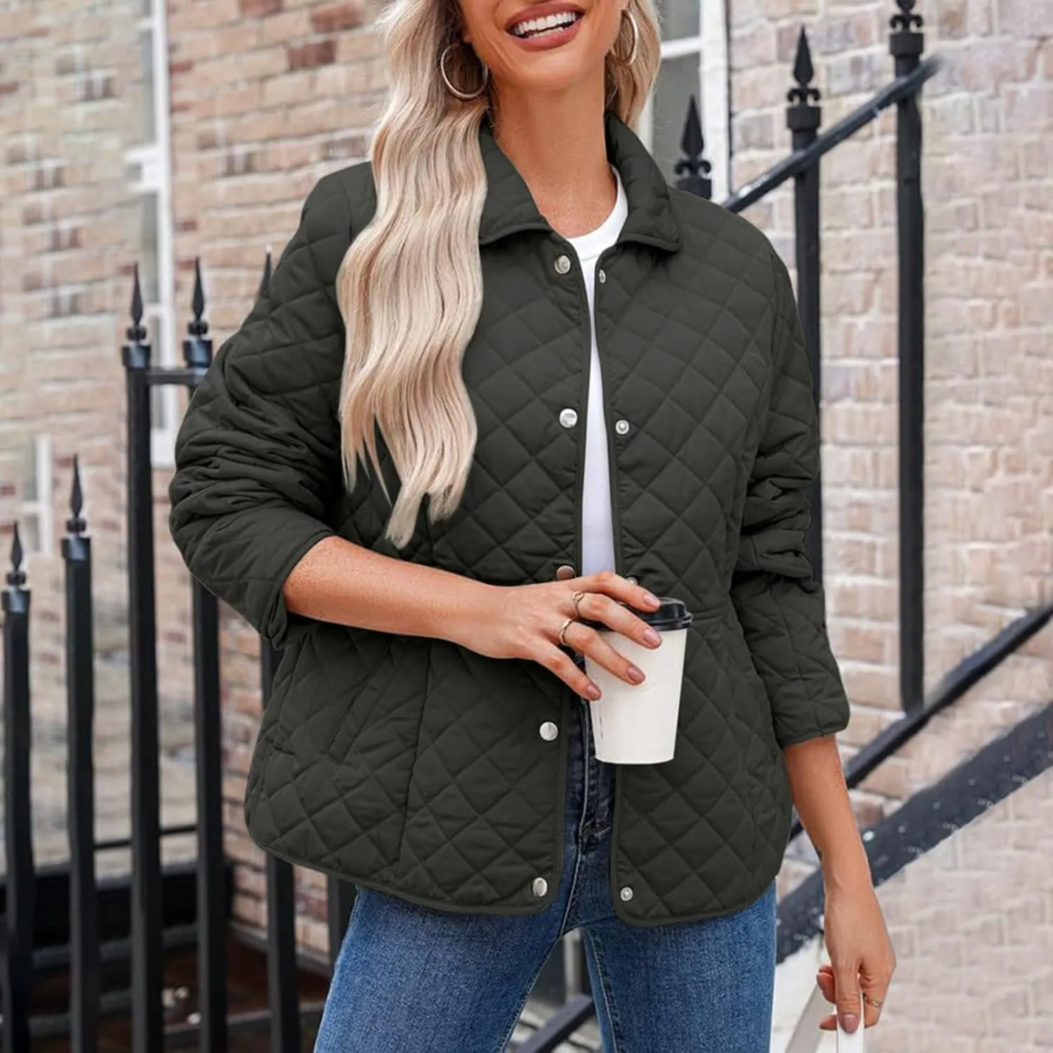 Women's Puffer Jacket Long Sleeve Button Down Lapel Quilted Coats Casual Lightweight Outwear Jacket With Pockets